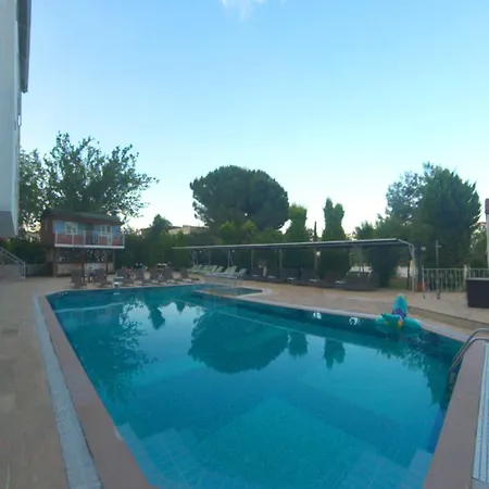 Sun Shine Mir Otel 3*